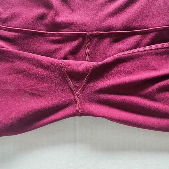 Lululemon Align Crop 21" Leggings | Ripened Raspberry Nulu | Women’s Size 6 - Picture 8 of 10